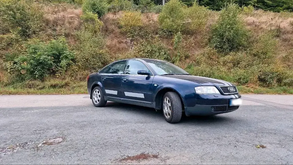 Second-hand Audi A6 193 CP (141 kW) 2000 Albastru Berlinǎ