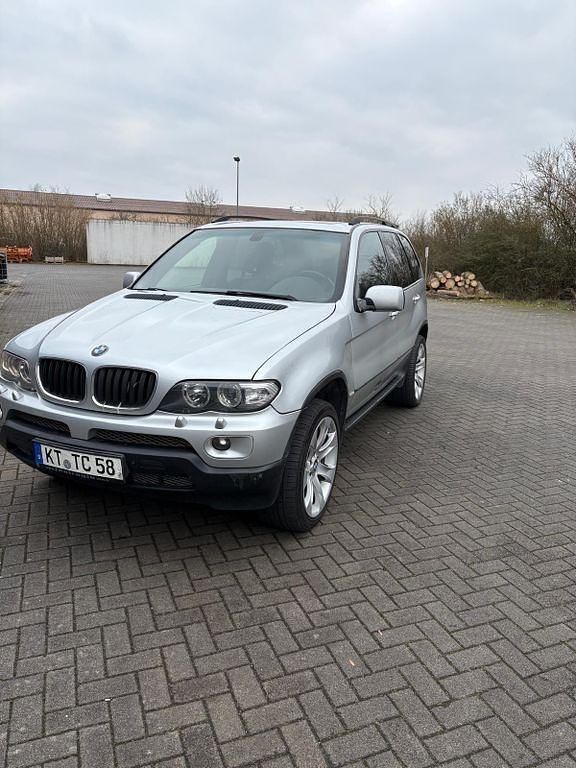 Silber Gebraucht 2005 BMW X5 SUV | 5.500 € (Etwas zu teuer) - Bild 1/4