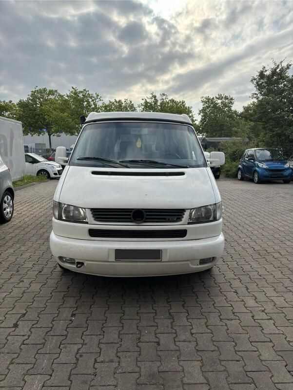 Weiß Gebraucht 1996 VW T4 Van | 23.950 € - Bild 1/4
