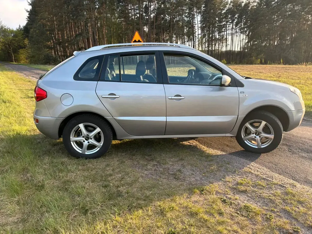 Gebraucht Renault Koleos 150 PS (110 kW) 2008 Silber SUV