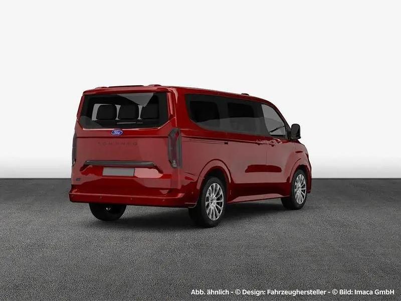Gebraucht Ford Tourneo Titanium 150 PS (110 kW) 2024 Rot Kombi