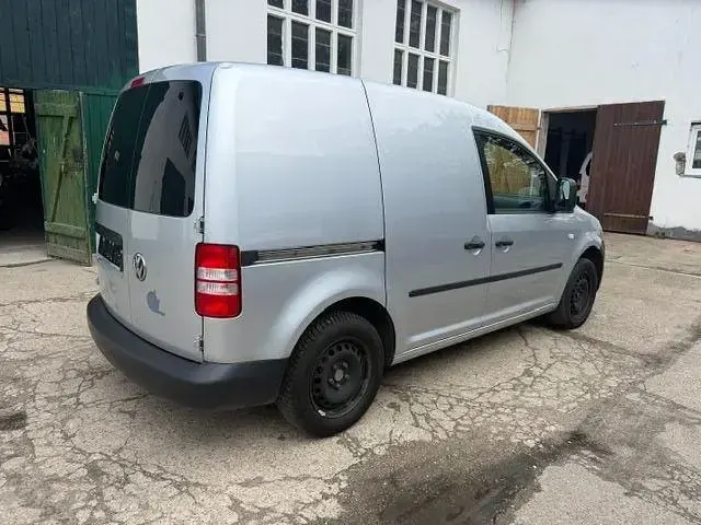 Gebraucht VW Caddy 75 PS (55 kW) 2012 Silber Van / Kleinbus