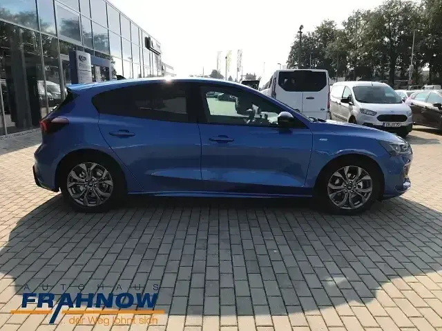 Gebraucht Ford Focus ST-Line X 155 PS (114 kW) 2025 Blau Limousine