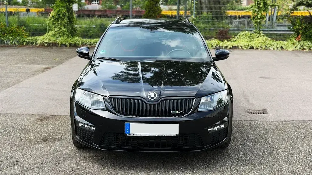 Gebraucht Skoda Octavia vRS 184 PS (135 kW) 2015 Schwarz Kombi
