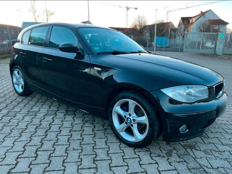 Gebraucht BMW 120 150 PS (110 kW) 2004 Schwarz Kleinwagen