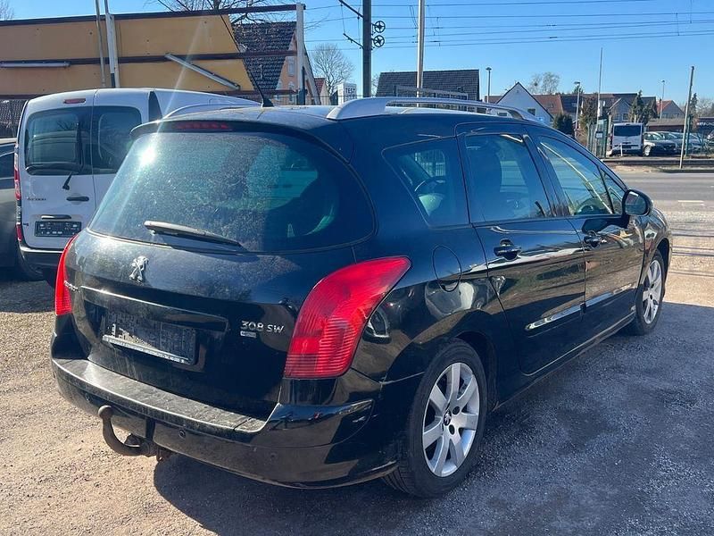 Gebraucht Peugeot 308 SW Active 111 PS (81 kW) 2012 Schwarz Kombi