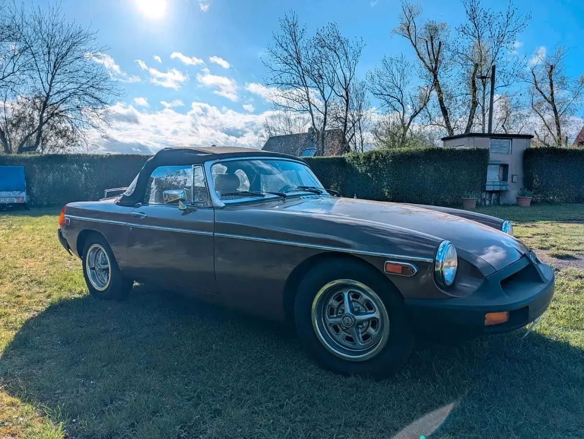 Gebraucht MG B 92 PS (67 kW) 1980 Braun Cabrio