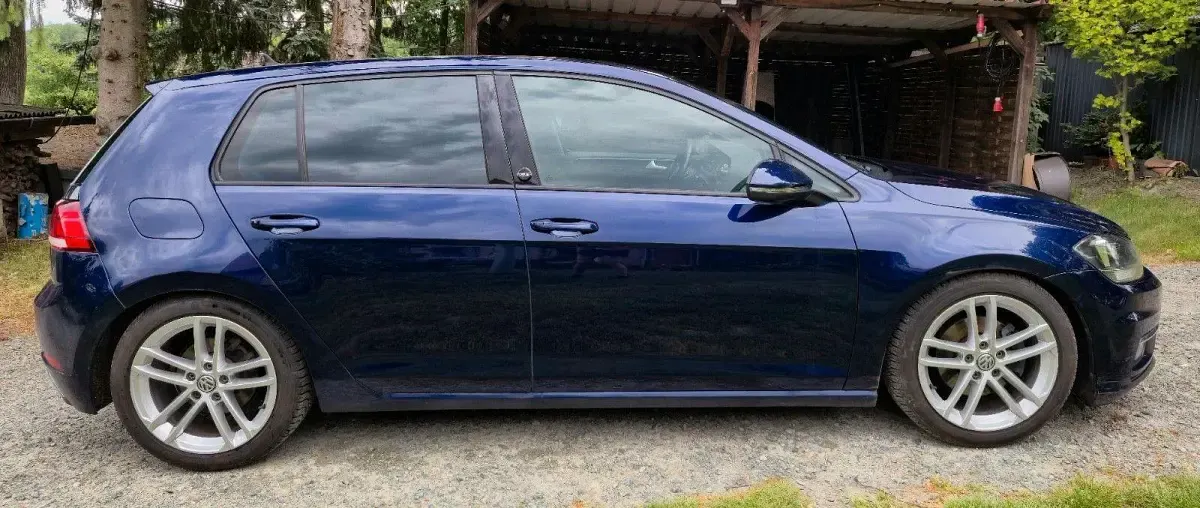 Gebraucht VW Golf VII Sound 116 PS (85 kW) 2018 Blau Kleinwagen