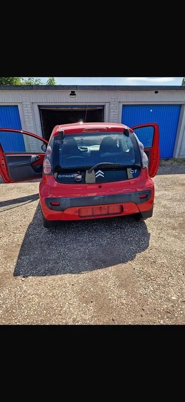 Rot Gebraucht 2011 Citroën C1 Kleinwagen | 570 € (Superpreis) - Bild 1/4