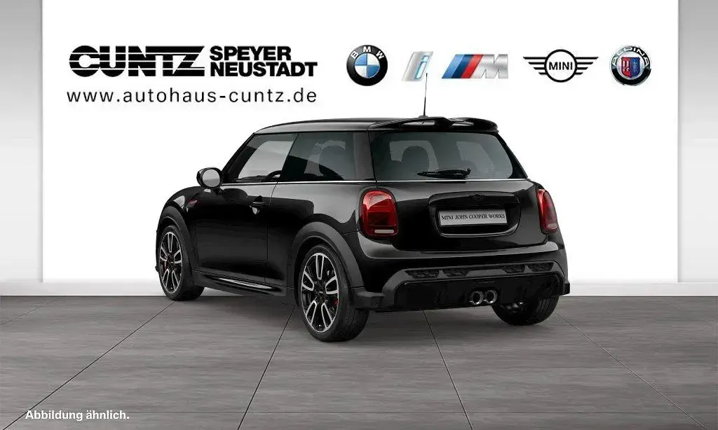 Gebraucht Mini John Cooper Works 231 PS (169 kW) 2023 Schwarz Kleinwagen