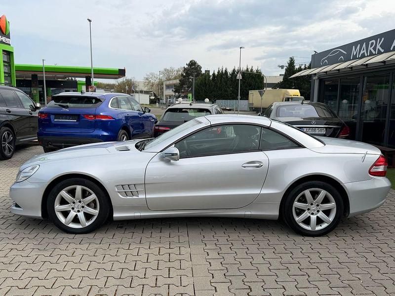 Gebraucht Mercedes SL300 231 PS (169 kW) 2011 Silber Cabrio