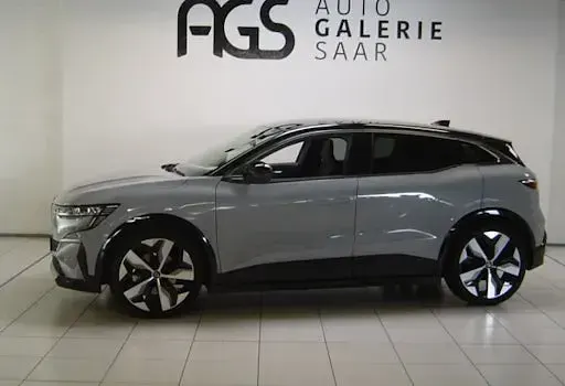 Usata Renault Megane E-Tech Techno 160 kW (218 CV) 2022 Grigio Berlina