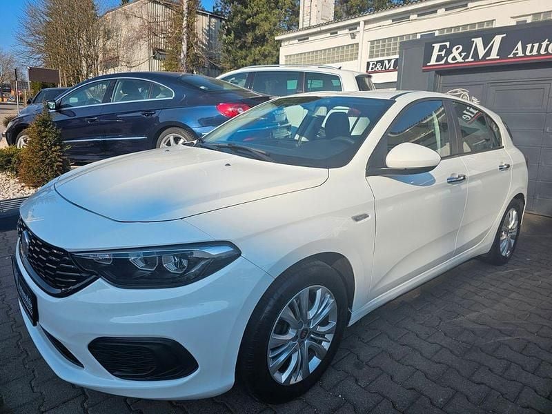 Gebraucht Fiat Tipo Easy 95 PS (69 kW) 2019 Weiß Limousine
