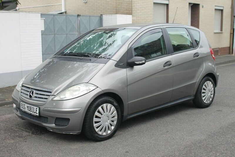 Grau Gebraucht 2004 Mercedes A180 Classic Van / Kleinbus | 2.990 € (Fairer Preis) - Bild 1/4
