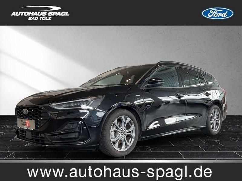 Gebraucht Ford Focus ST-Line 116 PS (85 kW) 2023 Obsidianschwarz (schwarz) Kombi
