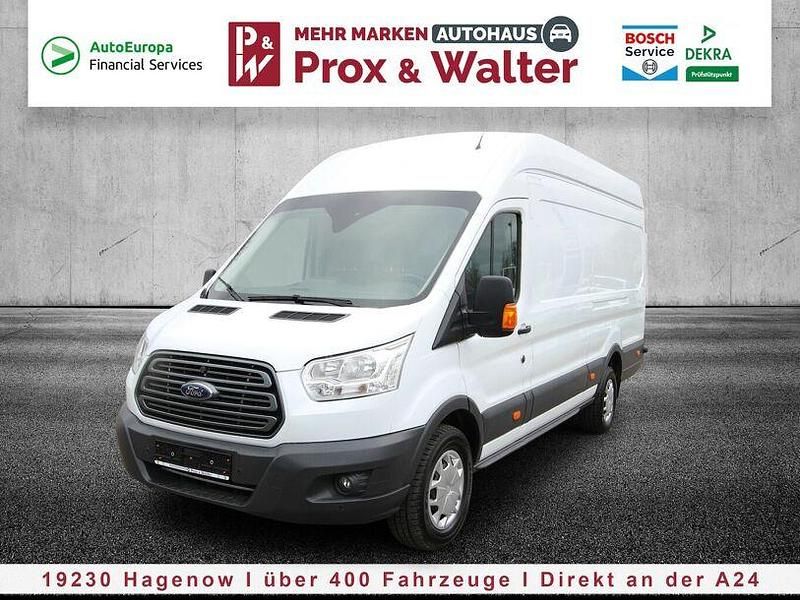 Gebraucht Ford Transit Trend 131 PS (96 kW) 2019 Frostweiß Van
