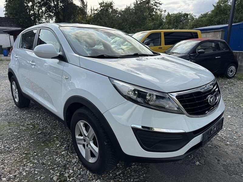 (wd) cararraweiss Gebraucht 2015 Kia Sportage Attract SUV | 10.200 € (Superpreis) - Bild 1/4