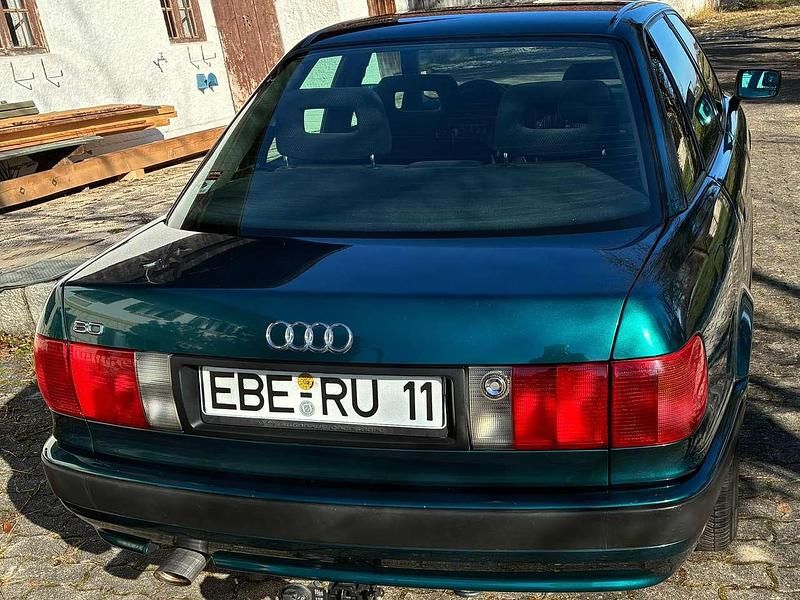Second-hand Audi 80 90 CP (66 kW) 1994 Verde Berlinǎ