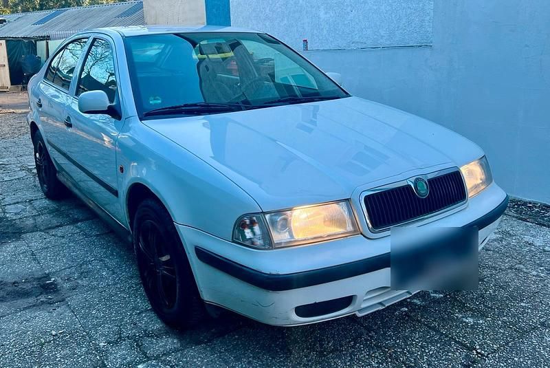 Gebraucht Skoda Octavia 125 PS (91 kW) 2000 Weiß Limousine