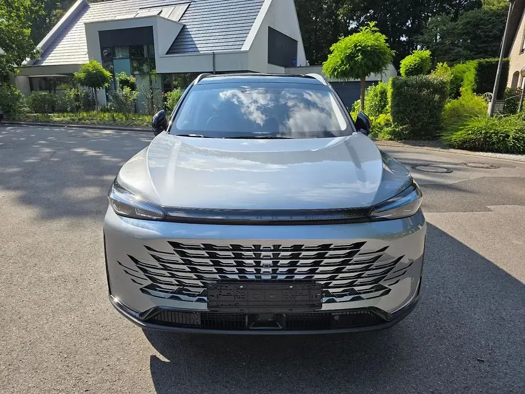 Neu Baic X75 177 PS (130 kW) 2026 Silber SUV