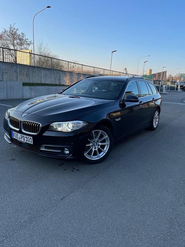 Schwarz Gebraucht 2014 BMW 525 Kombi | 7.600 € (Superpreis) - Bild 1/4