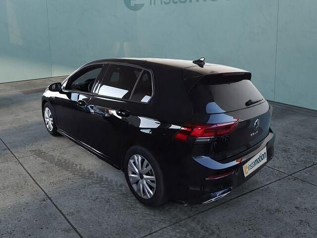 Gebraucht VW Golf VIII R-line 131 PS (96 kW) 2024 Schwarz Limousine