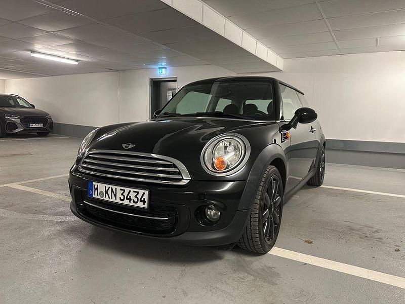 Gebraucht Mini Cooper D 111 PS (81 kW) 2011 Schwarz Kleinwagen