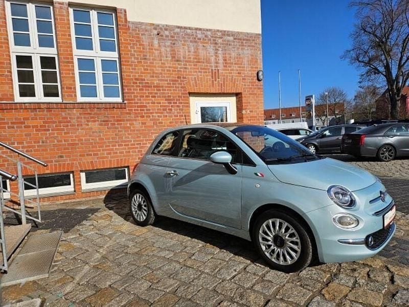 Gebraucht Fiat 500 Dolcevita 69 PS (50 kW) 2024 Blau Kleinwagen
