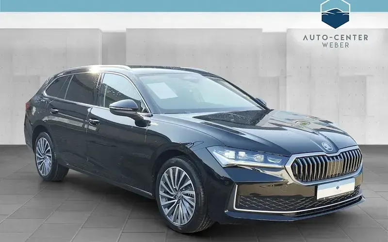 Gebraucht Skoda Superb LAURIN & KLEMENT 150 PS (110 kW) 2026 Kombi