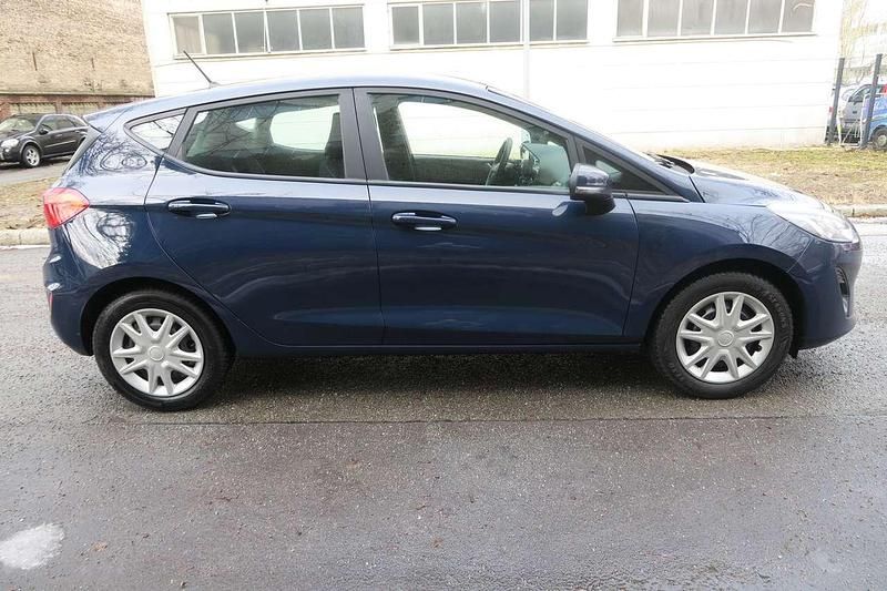 Gebraucht Ford Fiesta 86 PS (63 kW) 2019 Blazerblau Kleinwagen