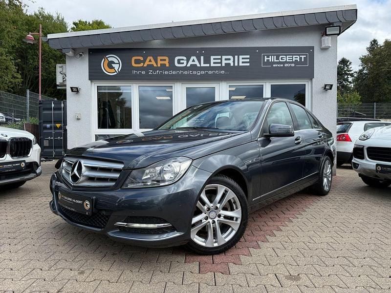 Grau Gebraucht 2013 Mercedes C220 Avantgarde Limousine | 16.790 € (Etwas zu teuer) - Bild 1/4