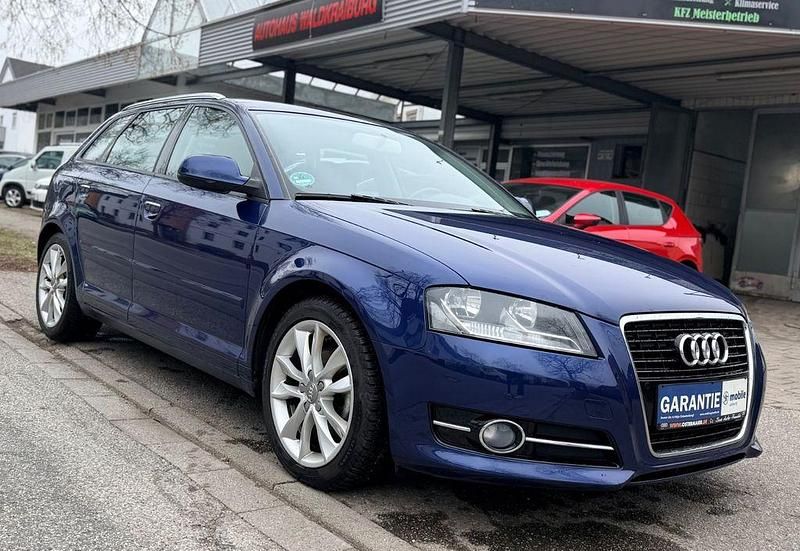 Gebraucht Audi A3 Ambition 125 PS (91 kW) 2013 Blau Limousine