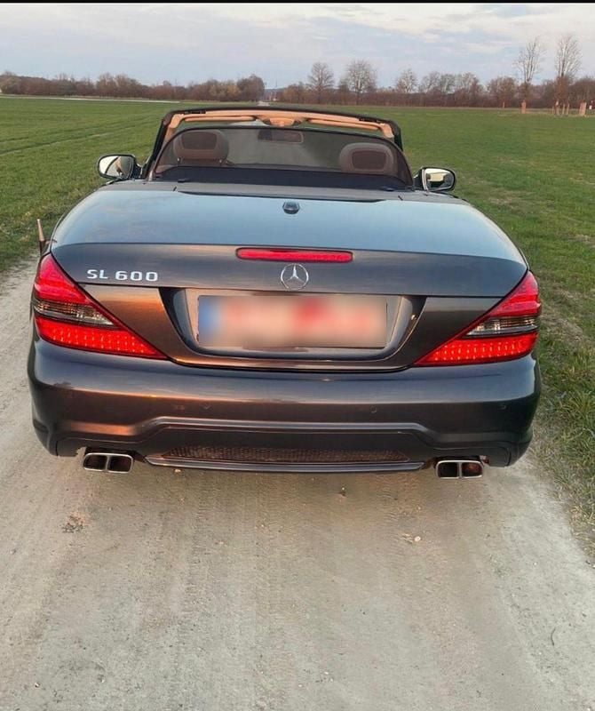 Gebraucht Mercedes SL600 517 PS (380 kW) 2010 Silber Cabrio