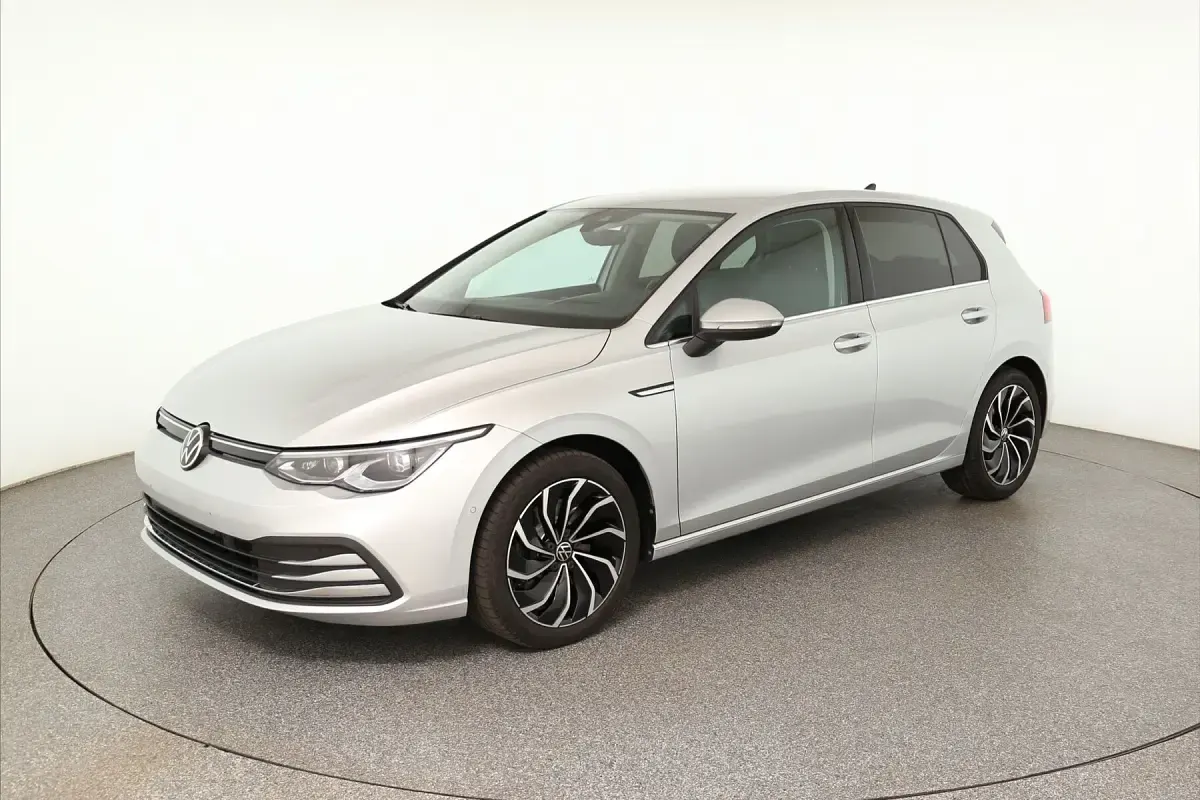 Gebraucht VW Golf VII Style 150 PS (110 kW) 2020 Limousine