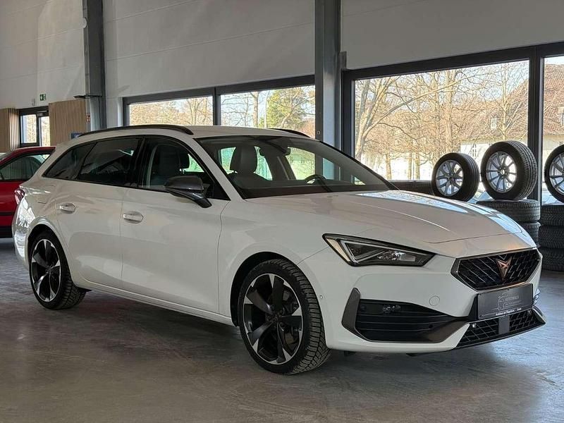 Second-hand Cupra Leon 150 CP (110 kW) 2024 Alb Break