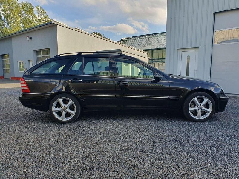 Gebraucht Mercedes C350 Elegance 272 PS (200 kW) 2006 Schwarz Kombi