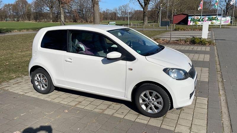 Gebraucht Skoda Citigo Elegance 60 PS (44 kW) 2012 Weiß Kleinwagen