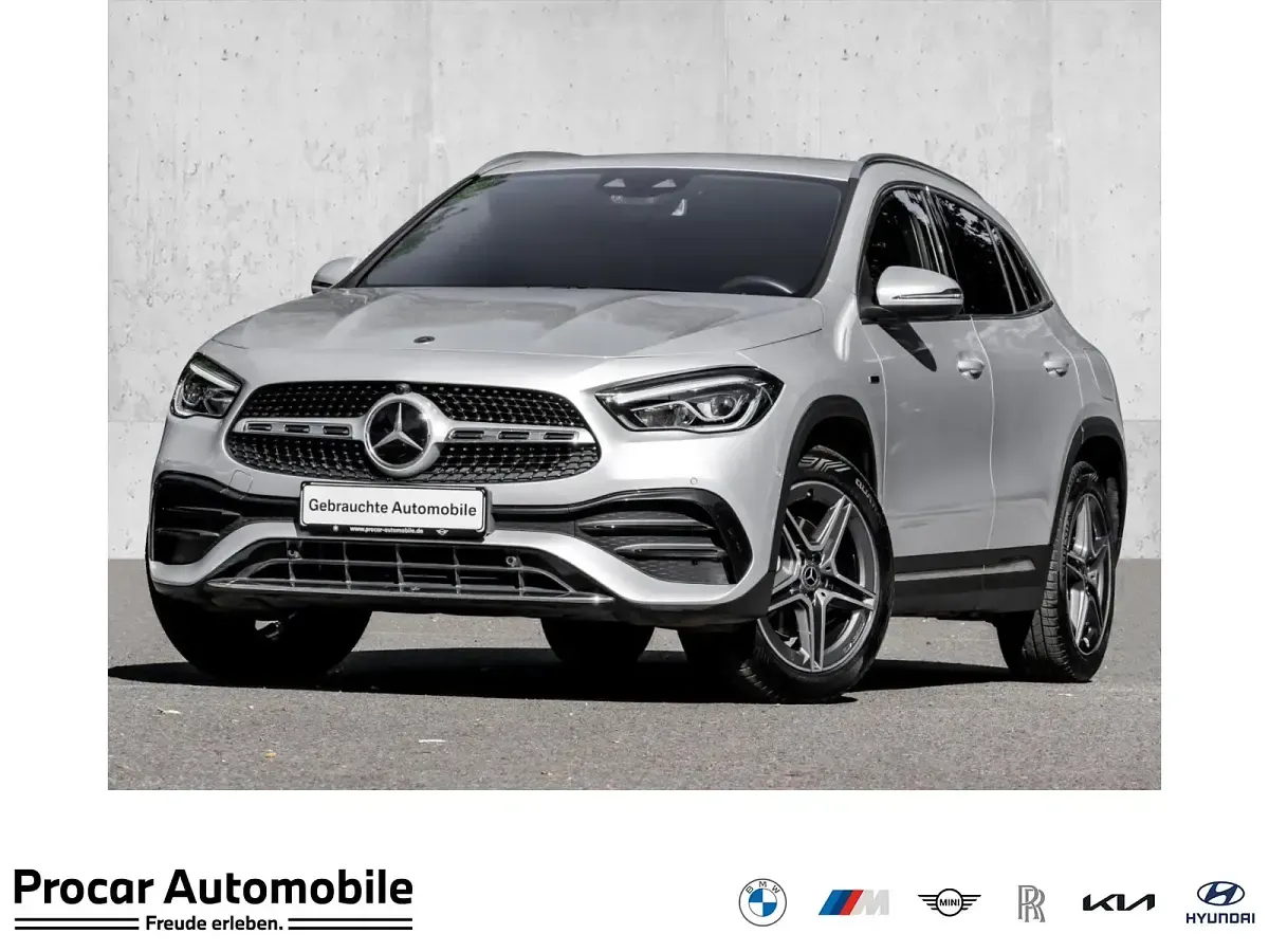 Gebraucht Mercedes GLA250 AMG line 218 PS (160 kW) 2020 SUV