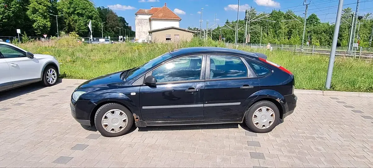 Used Ford Focus 100 HP (73 kW) 2004 Sedan