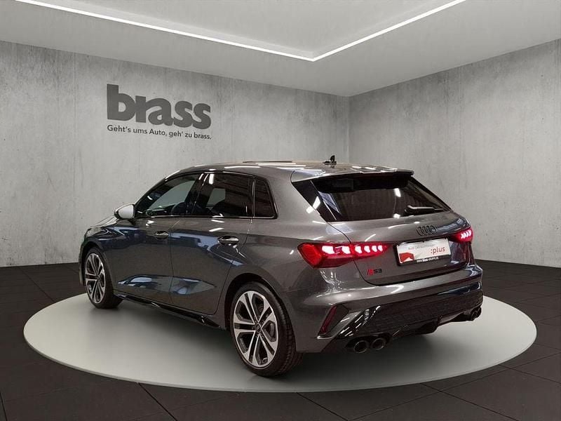 Gebraucht Audi S3 Ambiente 333 PS (244 kW) 2024 Daytonagrau perleffekt Limousine