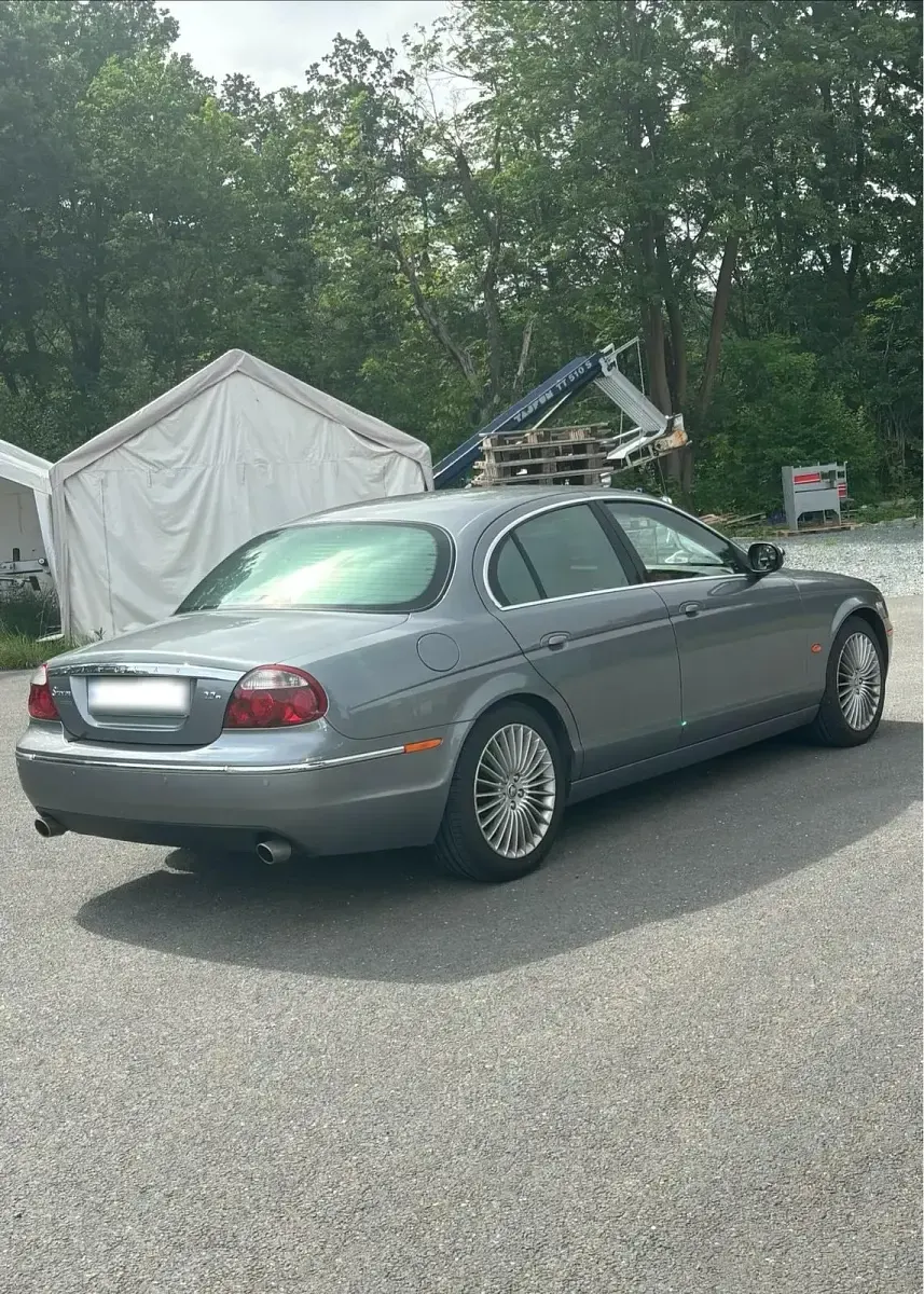 Gebraucht Jaguar S-Type S 201 PS (147 kW) 2008 Silber Limousine