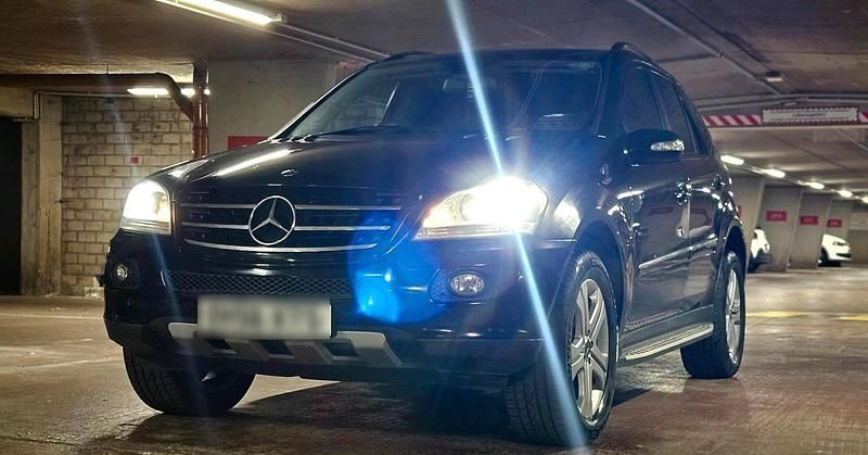 Gebraucht Mercedes ML320 224 PS (164 kW) 2006 Schwarz SUV