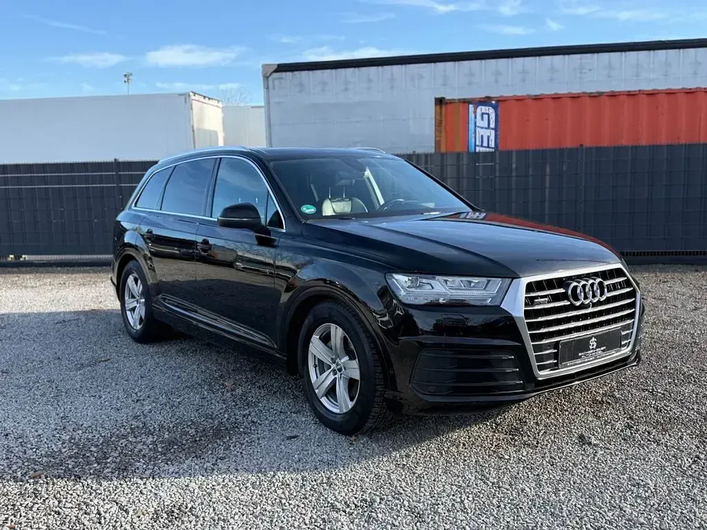 Usado Audi Q7 S-Line 218 HP (160 kW) 2017 Preto SUV
