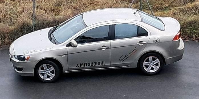 Gebraucht Mitsubishi Lancer 143 PS (105 kW) 2008 Beige Limousine