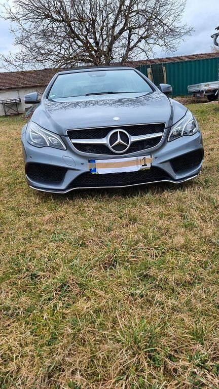 Gebraucht Mercedes E220 AMG line 170 PS (125 kW) 2016 Grau Cabrio