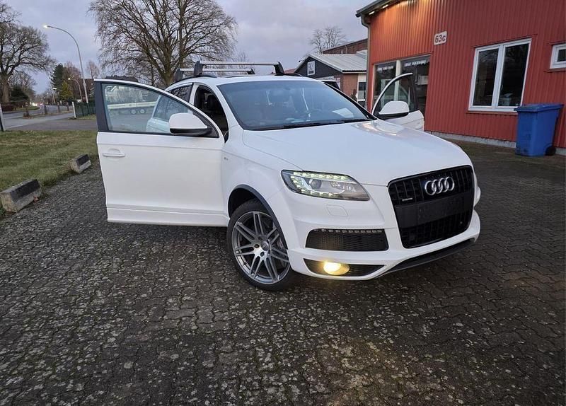 Weiß Gebraucht 2011 Audi Q7 S-Line SUV | 19.800 € (Fairer Preis) - Bild 1/4
