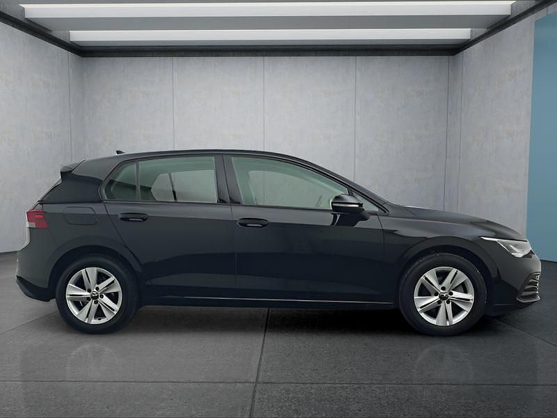 Gebraucht VW Golf VIII 116 PS (85 kW) 2023 Schwarz Kleinwagen