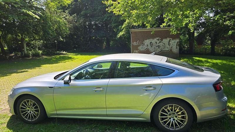 Gebraucht Audi A5 Sportback Design 190 PS (139 kW) 2019 Silber Kleinwagen
