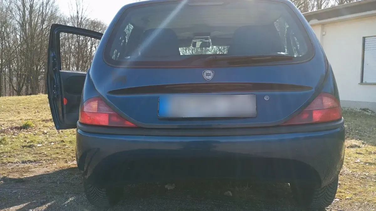 Gebraucht Lancia Ypsilon 60 PS (44 kW) 1997 Blau Kleinwagen
