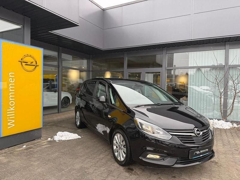 Gebraucht Opel Zafira Active 131 PS (96 kW) 2018 Schwarz Van / Kleinbus
